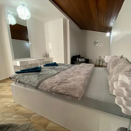 Nyaraló Casa Per Te село огняново - село Marcsevo